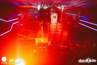 SYNCHR8NISM กับ REIKO (F Club SG) ที่ เซฟเฮ้าส์ — photo 43