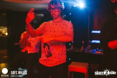 SYNCHR8NISM กับ REIKO (F Club SG) ที่ เซฟเฮ้าส์ — photo 94