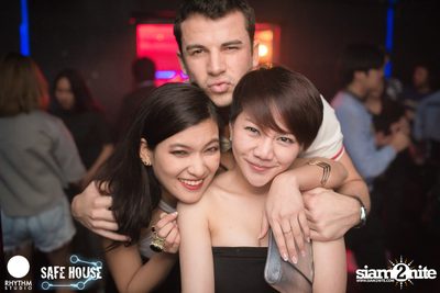 SYNCHR8NISM กับ REIKO (F Club SG) ที่ เซฟเฮ้าส์ — photo 115