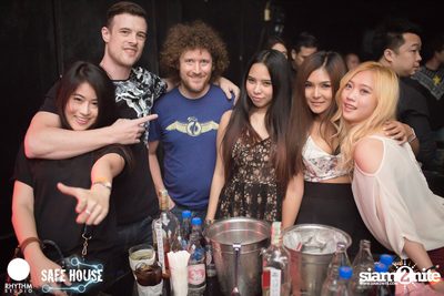 SYNCHR8NISM กับ REIKO (F Club SG) ที่ เซฟเฮ้าส์ — photo 118