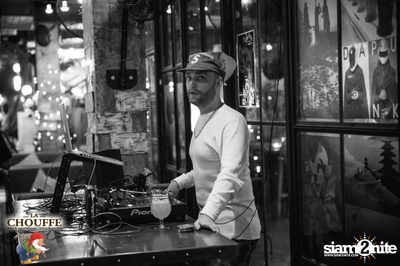 ปาร์ตี้คืนวันศุกร์ ที่ร้าน สเวย์, ทองหล่อ ซอย 10 — photo 27