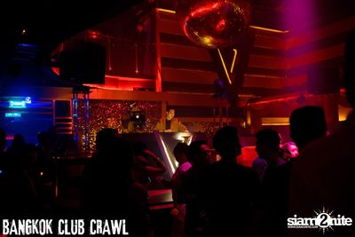 ครบรอบ 7 ปี SUK 11 CLUB CRAWL - 7th Annual Santa Crawl ALL STARS — photo 60