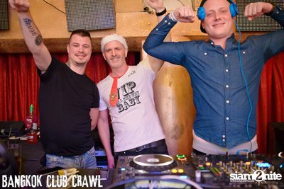 ครบรอบ 7 ปี SUK 11 CLUB CRAWL - 7th Annual Santa Crawl ALL STARS — photo 169