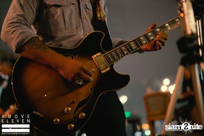 Gramercy Unplugged with YAMIN & Band at Above Eleven — photo 14
