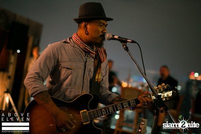 Gramercy Unplugged with YAMIN & Band at Above Eleven — photo 28