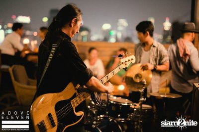 Gramercy Unplugged with YAMIN & Band at Above Eleven — photo 44