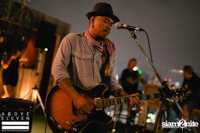 Gramercy Unplugged with YAMIN & Band at Above Eleven — photo 95