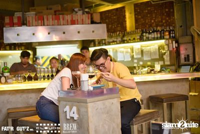Seenspace Invasion ที่ร้าน Clouds, Fat'R Gut'z และ BREW Beers & Ciders — photo 15