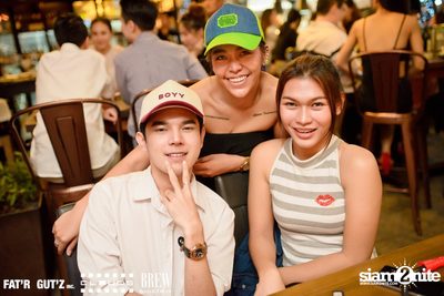 Seenspace Invasion ที่ร้าน Clouds, Fat'R Gut'z และ BREW Beers & Ciders — photo 23