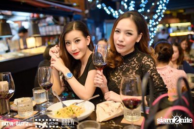 Seenspace Invasion ที่ร้าน Clouds, Fat'R Gut'z และ BREW Beers & Ciders — photo 25