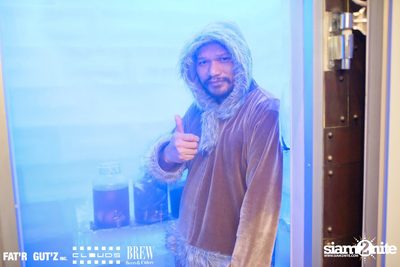 Seenspace Invasion ที่ร้าน Clouds, Fat'R Gut'z และ BREW Beers & Ciders — photo 43