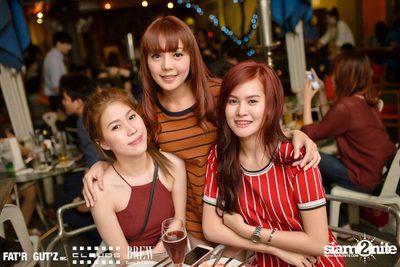 Seenspace Invasion ที่ร้าน Clouds, Fat'R Gut'z และ BREW Beers & Ciders — photo 45