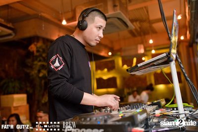 Seenspace Invasion ที่ร้าน Clouds, Fat'R Gut'z และ BREW Beers & Ciders — photo 63