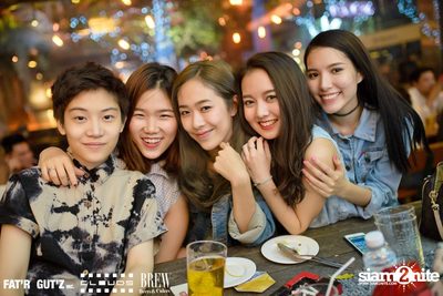 Seenspace Invasion ที่ร้าน Clouds, Fat'R Gut'z และ BREW Beers & Ciders — photo 69