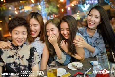 Seenspace Invasion ที่ร้าน Clouds, Fat'R Gut'z และ BREW Beers & Ciders — photo 70