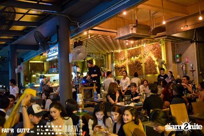 Seenspace Invasion ที่ร้าน Clouds, Fat'R Gut'z และ BREW Beers & Ciders — photo 75