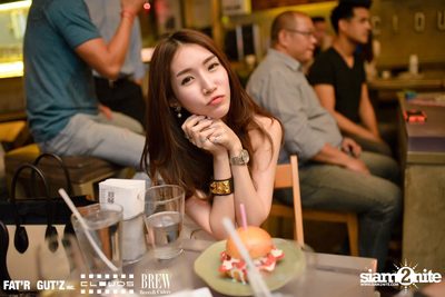 Seenspace Invasion ที่ร้าน Clouds, Fat'R Gut'z และ BREW Beers & Ciders — photo 83