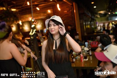 Seenspace Invasion ที่ร้าน Clouds, Fat'R Gut'z และ BREW Beers & Ciders — photo 86