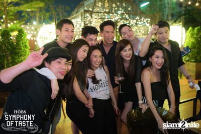 Christmas Eve ที่ HOBS The Symphony of Taste — photo 169