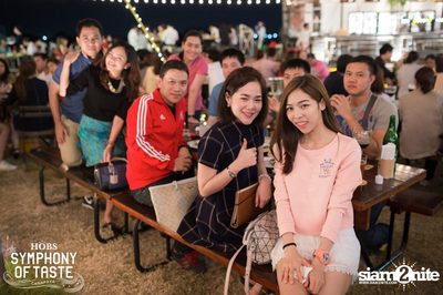 Christmas Eve ที่ HOBS The Symphony of Taste — photo 253