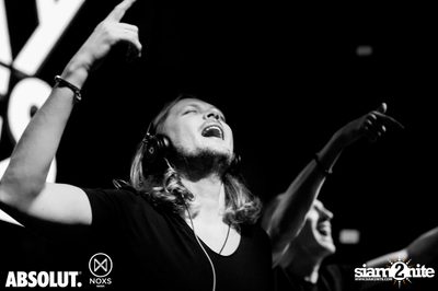 Nights by Absolut pres. SWANKY TUNES at NOXS — photo 102