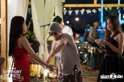 Merry X'Mas กับ Mini Concert โดย Scrubb — photo 200