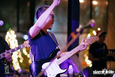 Muzu Live at Roadsidedog BKK, Ekamai-Raminthra — photo 4