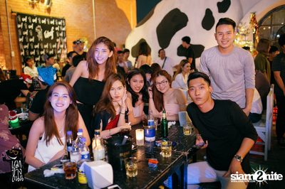 Muzu Live at Roadsidedog BKK, Ekamai-Raminthra — photo 57