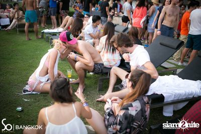 SO POOL PARTY ที่ เดอะ วอเทอร์ คลับ โรงแรมโซฟิเทล โซ — photo 12