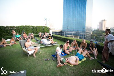 SO POOL PARTY ที่ เดอะ วอเทอร์ คลับ โรงแรมโซฟิเทล โซ — photo 14
