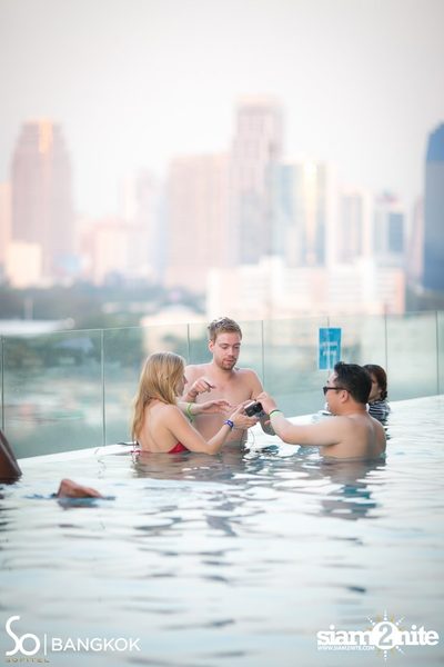 SO POOL PARTY ที่ เดอะ วอเทอร์ คลับ โรงแรมโซฟิเทล โซ — photo 34