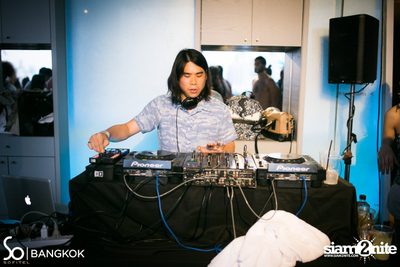 SO POOL PARTY ที่ เดอะ วอเทอร์ คลับ โรงแรมโซฟิเทล โซ — photo 62