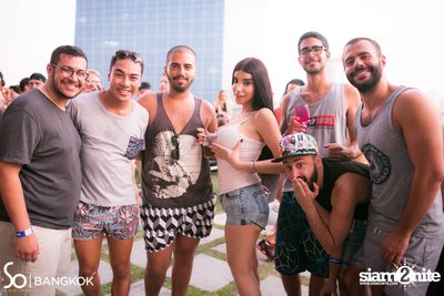 SO POOL PARTY ที่ เดอะ วอเทอร์ คลับ โรงแรมโซฟิเทล โซ — photo 73