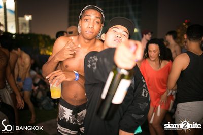 SO POOL PARTY ที่ เดอะ วอเทอร์ คลับ โรงแรมโซฟิเทล โซ — photo 90
