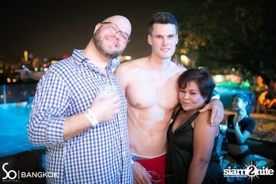 SO POOL PARTY ที่ เดอะ วอเทอร์ คลับ โรงแรมโซฟิเทล โซ — photo 113