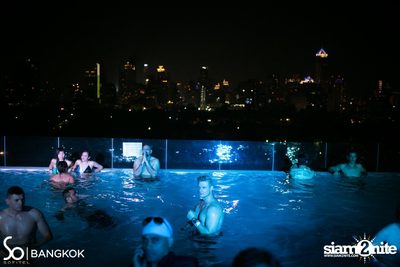 SO POOL PARTY ที่ เดอะ วอเทอร์ คลับ โรงแรมโซฟิเทล โซ — photo 117