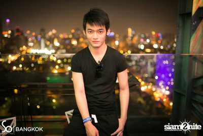 SO POOL PARTY ที่ เดอะ วอเทอร์ คลับ โรงแรมโซฟิเทล โซ — photo 182