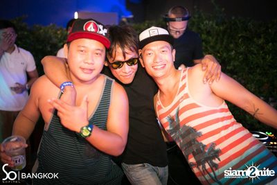 SO POOL PARTY ที่ เดอะ วอเทอร์ คลับ โรงแรมโซฟิเทล โซ — photo 191