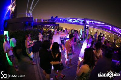 SO POOL PARTY ที่ เดอะ วอเทอร์ คลับ โรงแรมโซฟิเทล โซ — photo 199