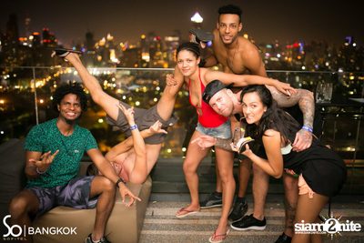 SO POOL PARTY ที่ เดอะ วอเทอร์ คลับ โรงแรมโซฟิเทล โซ — photo 213