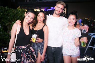 SO POOL PARTY ที่ เดอะ วอเทอร์ คลับ โรงแรมโซฟิเทล โซ — photo 230