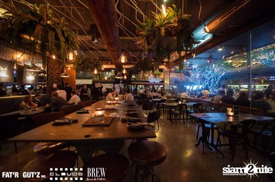 Seenspace Invasion ที่ร้าน Clouds, Fat'R Gut'z และ BREW Beers & Ciders — photo 18
