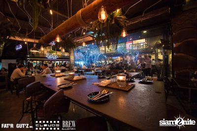 Seenspace Invasion ที่ร้าน Clouds, Fat'R Gut'z และ BREW Beers & Ciders — photo 20