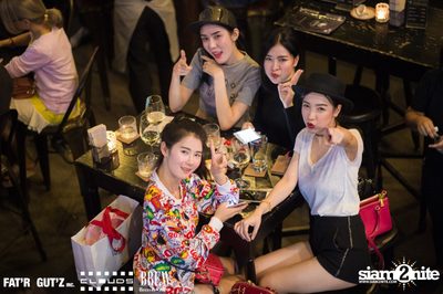 Seenspace Invasion ที่ร้าน Clouds, Fat'R Gut'z และ BREW Beers & Ciders — photo 41