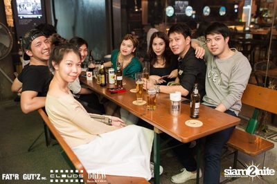 Seenspace Invasion ที่ร้าน Clouds, Fat'R Gut'z และ BREW Beers & Ciders — photo 46