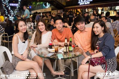 Seenspace Invasion ที่ร้าน Clouds, Fat'R Gut'z และ BREW Beers & Ciders — photo 90