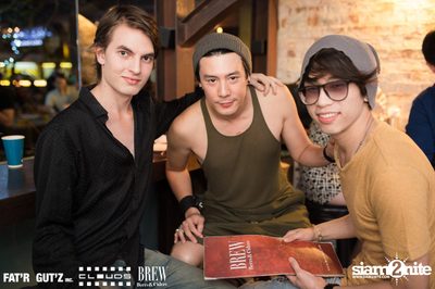 Seenspace Invasion ที่ร้าน Clouds, Fat'R Gut'z และ BREW Beers & Ciders — photo 103