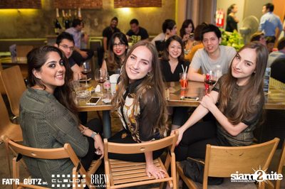Seenspace Invasion ที่ร้าน Clouds, Fat'R Gut'z และ BREW Beers & Ciders — photo 113