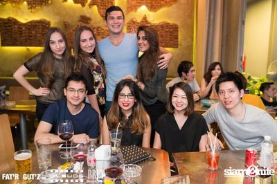 Seenspace Invasion ที่ร้าน Clouds, Fat'R Gut'z และ BREW Beers & Ciders — photo 114