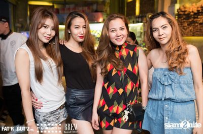 Seenspace Invasion ที่ร้าน Clouds, Fat'R Gut'z และ BREW Beers & Ciders — photo 117